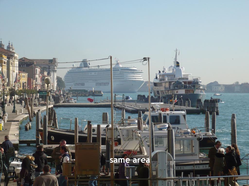 Cruise Harbor Next 4Pax, Mob Aircond, Wifi Apartment เวนิส ภายนอก รูปภาพ
